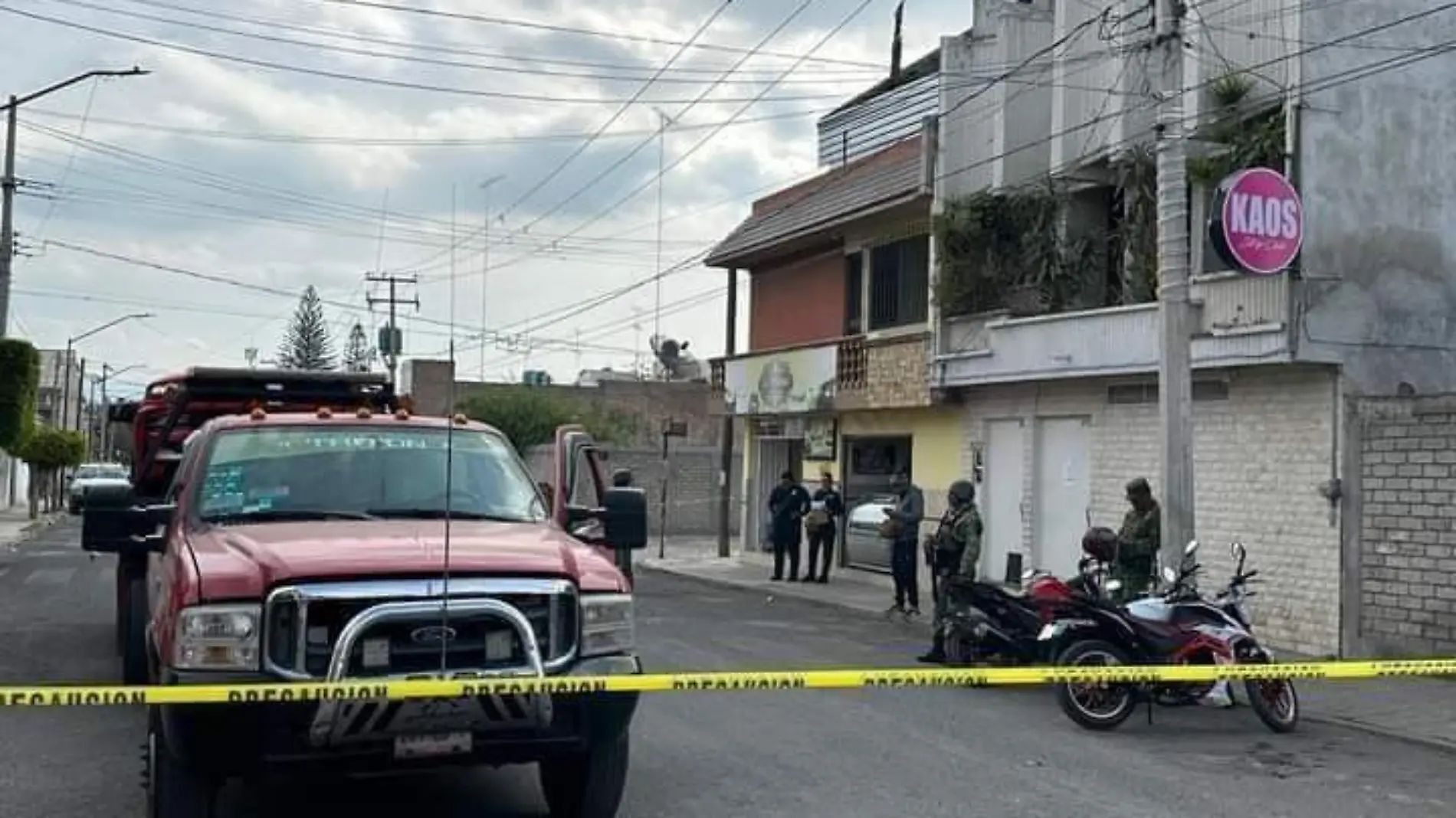 Sujetos desconocidos disparan contra camioneta en Tehuacán